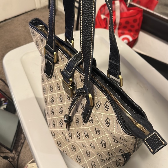 Vintage Canvas Tote Dooney & Bourke Bag - Picture 4 of 4